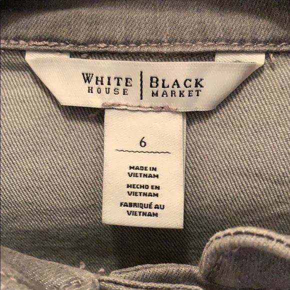 TRDUP- NWOT a White House Black Market grey denim jacket - Picture 4 of 7